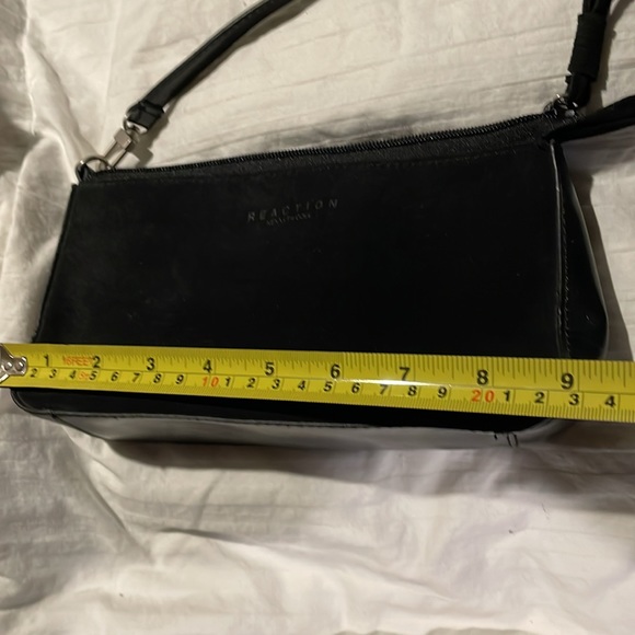 Kenneth Cole REACTION suede wristlet purse. - Picture 10 of 12